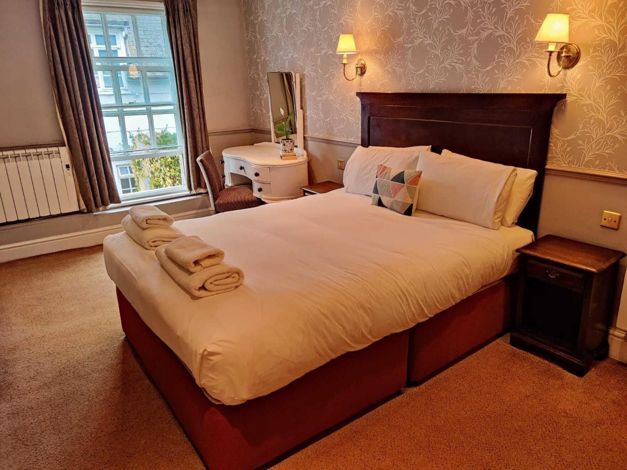 The Crown Hotel Framlingham Habitación foto